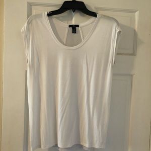 Gap tee
